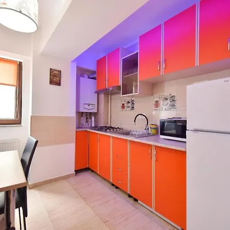 Michael Barrels Apartments *